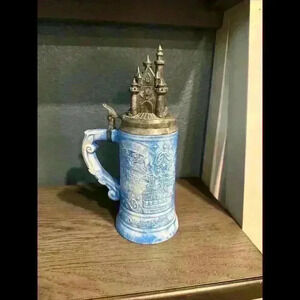 2015 Disneyland 60th Anniversary Blue Plastic Stein Mug Castle Flip Top New Mint